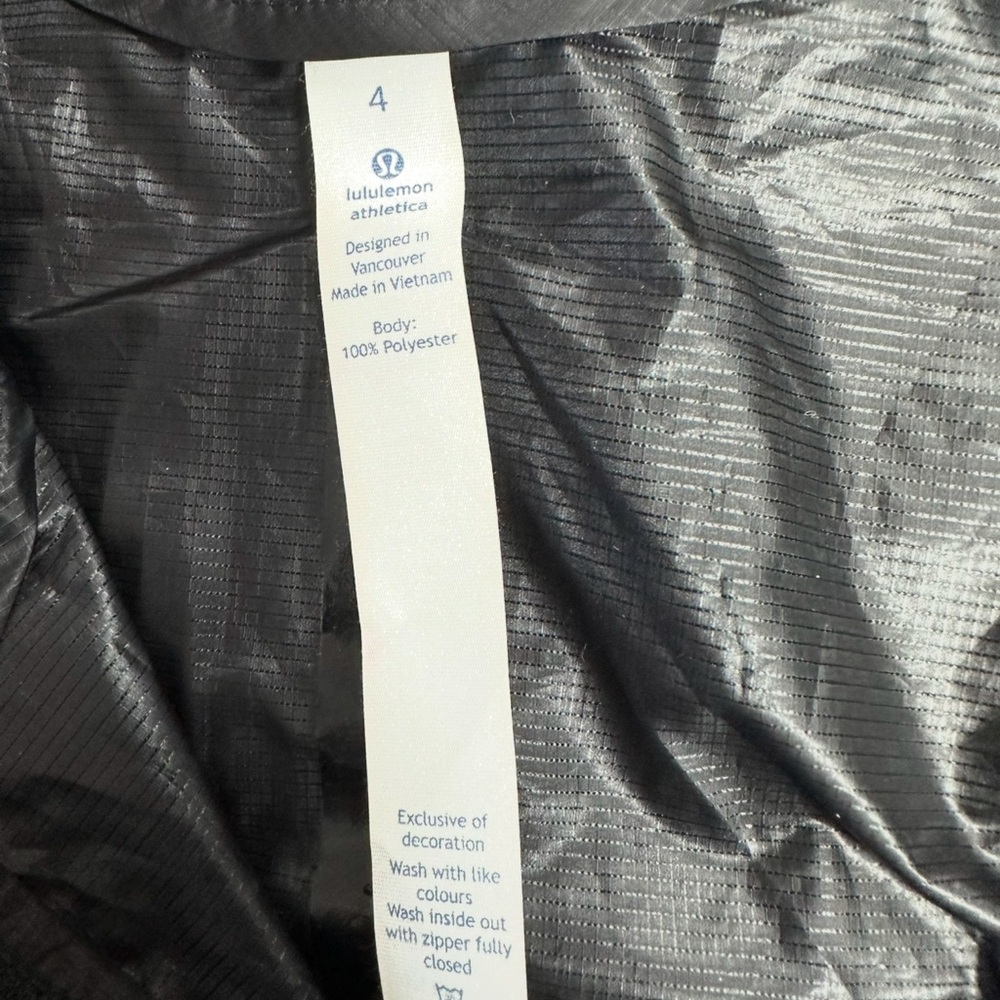 Lululemon, Packable Lightweight Half-Zip, Size 4 - image 3